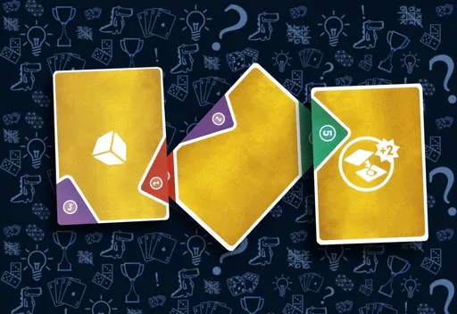 Настольная игра Conex, процесс игры с выкладыванием карт